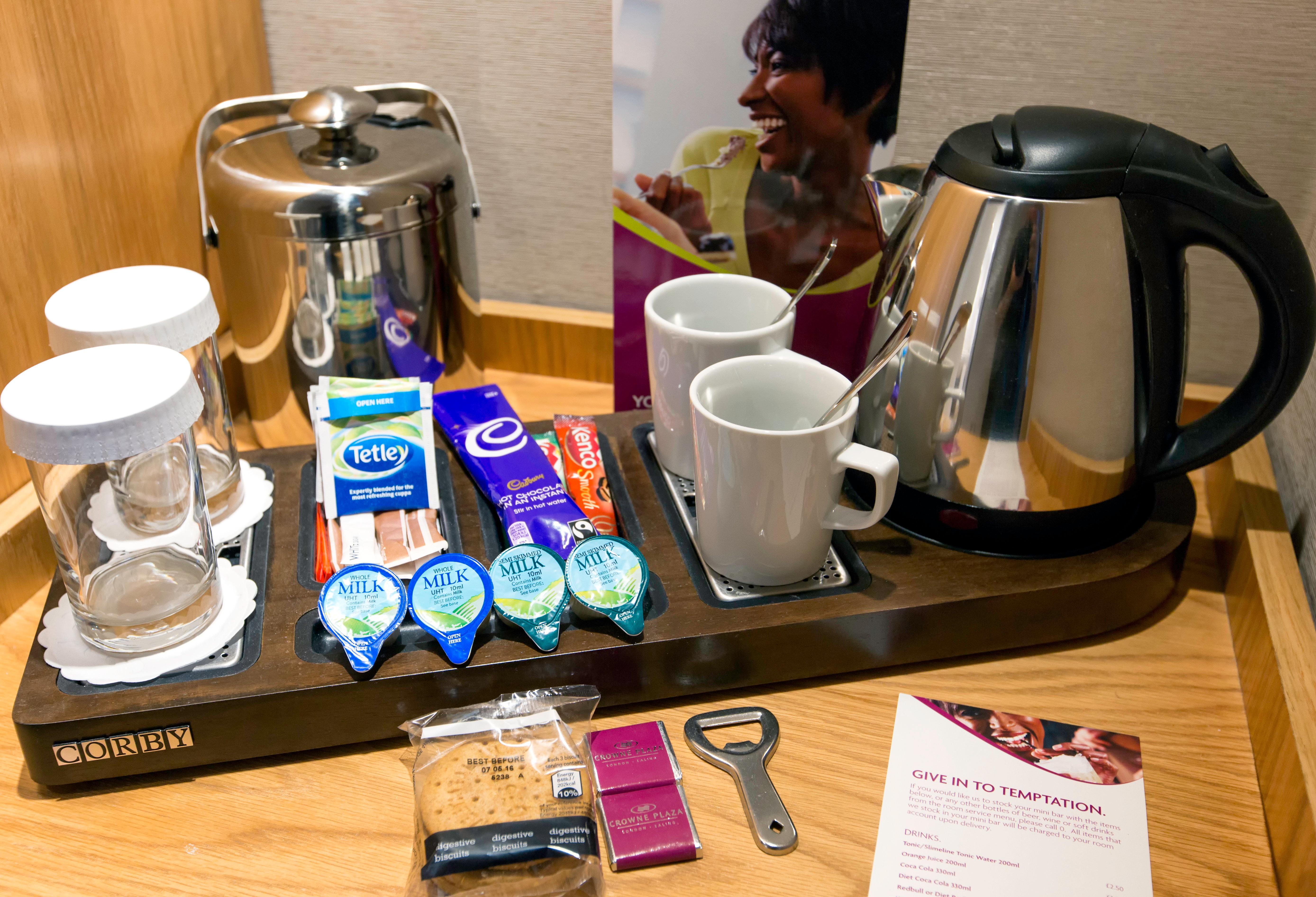 Crowne Plaza London Ealing By Ihg Hotel Exterior foto
