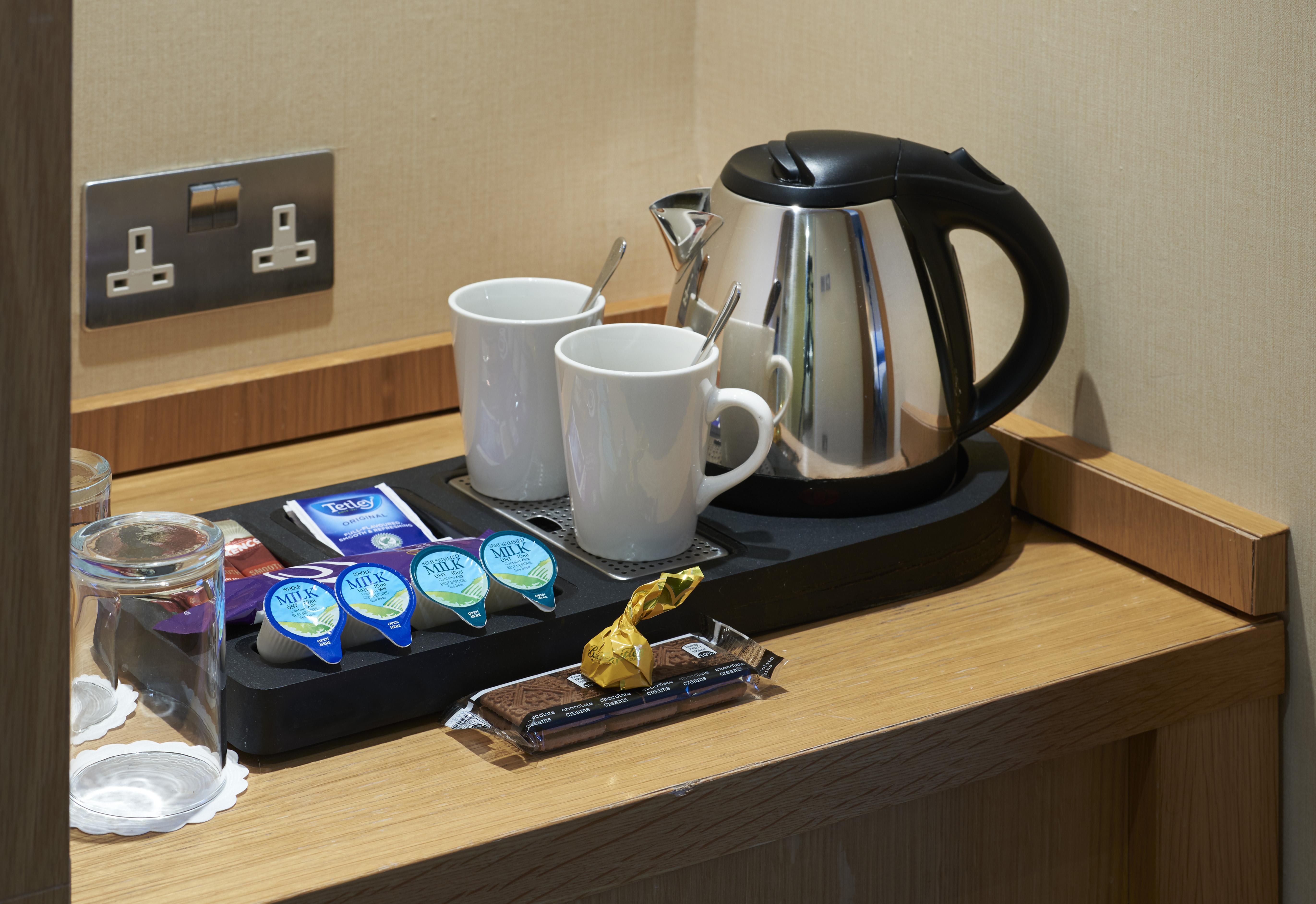 Crowne Plaza London Ealing By Ihg Hotel Exterior foto